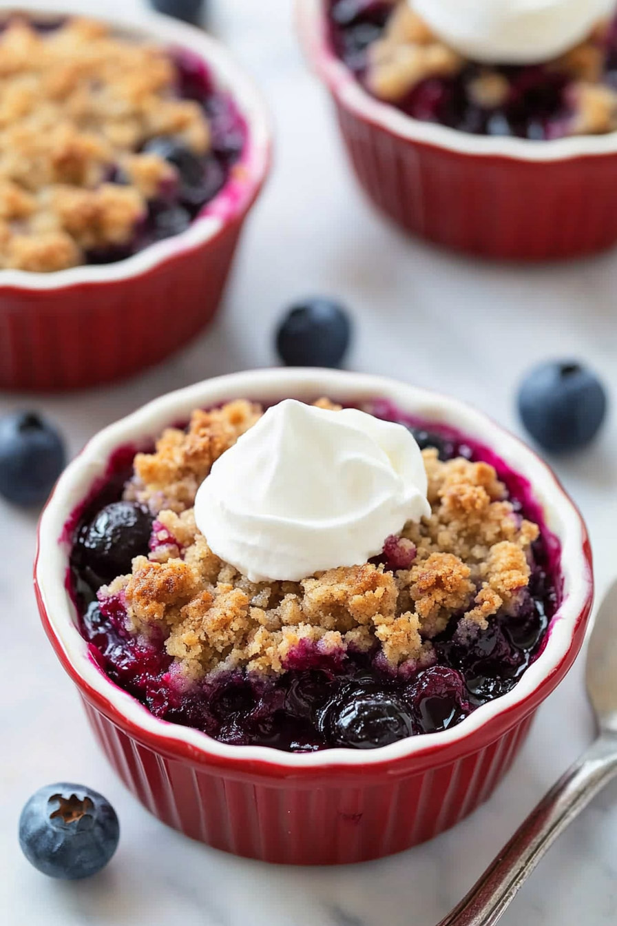 Keto Mixed Berry Crumble